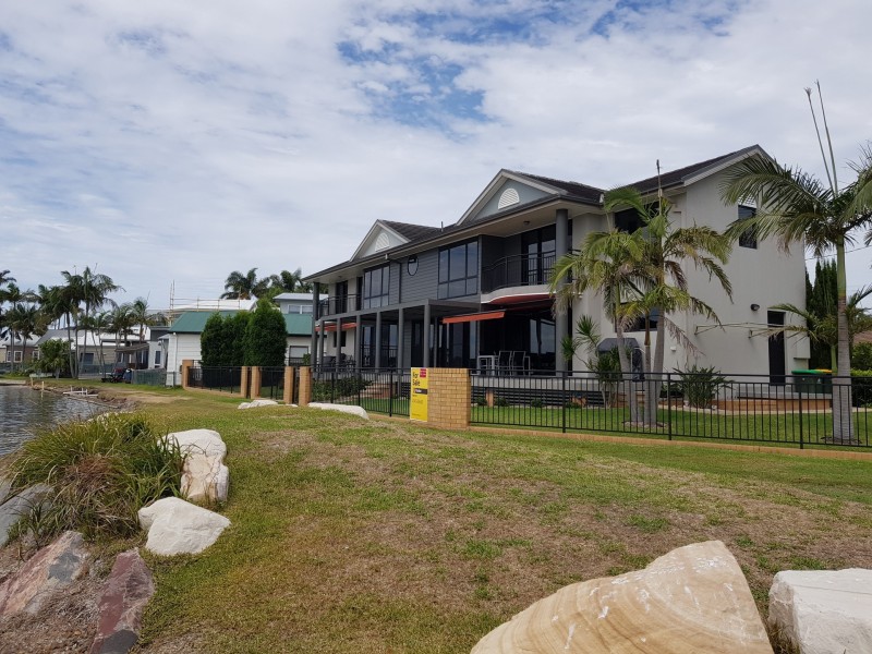 1/49 Emily Street, Marks Point NSW 2280