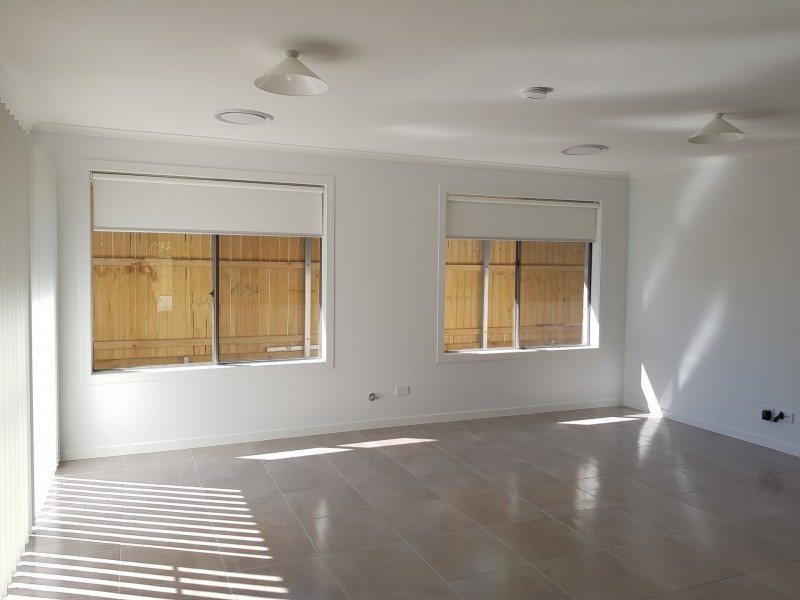 2 Ford Avenue, Mount Hutton NSW 2290