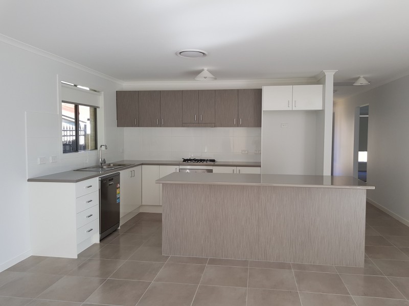 2 Ford Avenue, Mount Hutton NSW 2290