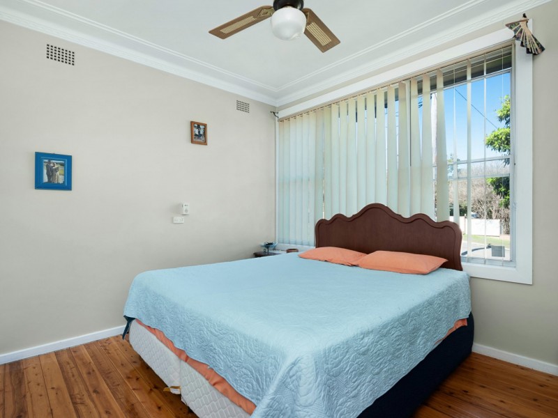 7 Regent Street, Tingira Heights NSW 2290