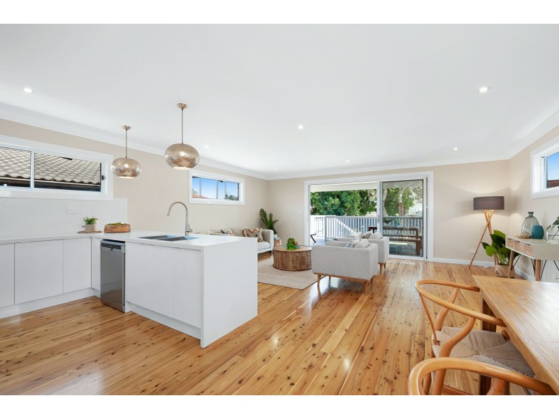 1 Williams Street, Belmont South NSW 2280