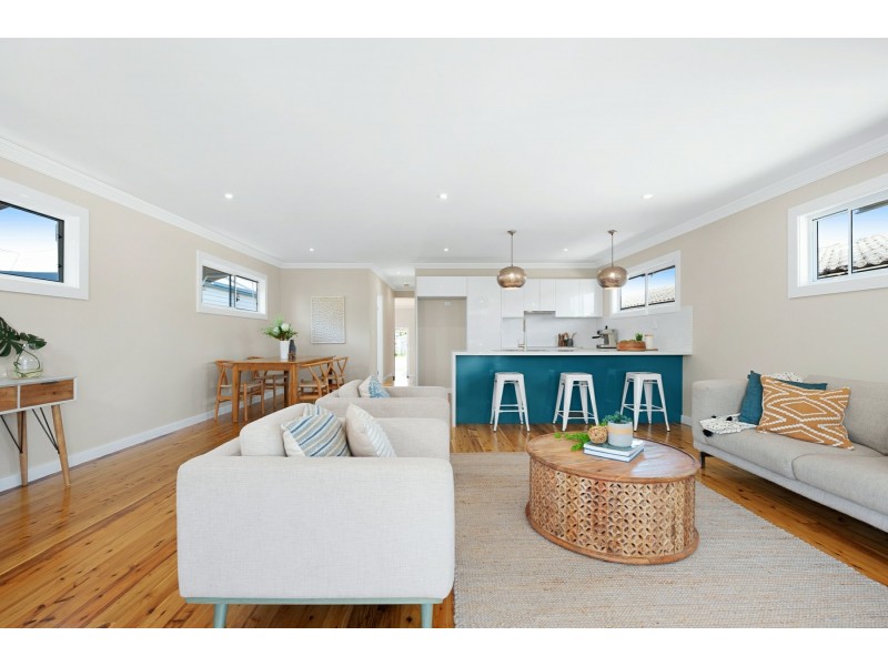 1 Williams Street, Belmont South NSW 2280