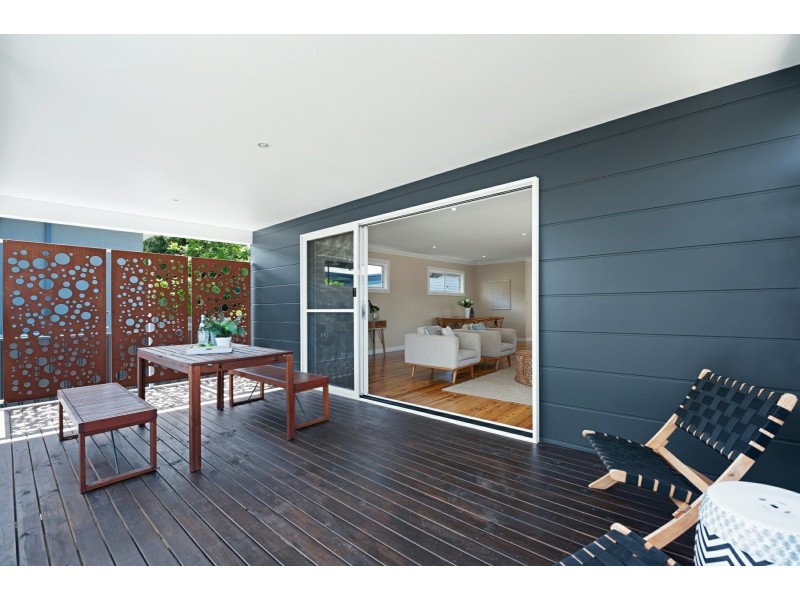 1 Williams Street, Belmont South NSW 2280