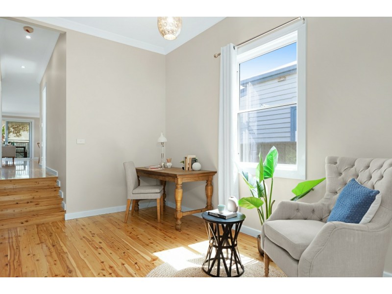 1 Williams Street, Belmont South NSW 2280