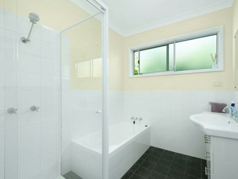 49 Lewers Street, Belmont NSW 2280