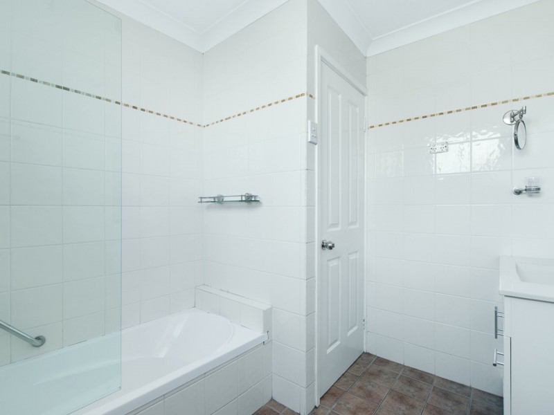 39 Piriwal Street, Pelican NSW 2281