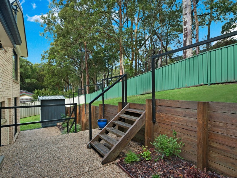 35 Seafarer Close, Belmont NSW 2280