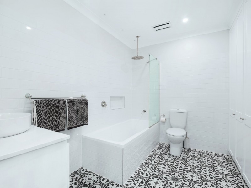 123 Dudley Road, Charlestown NSW 2290