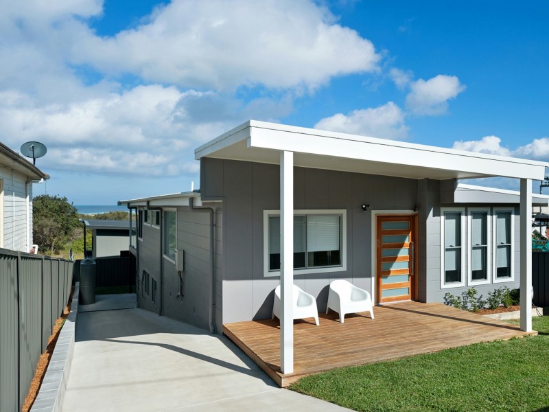 4 Dodds Street, Redhead NSW 2290