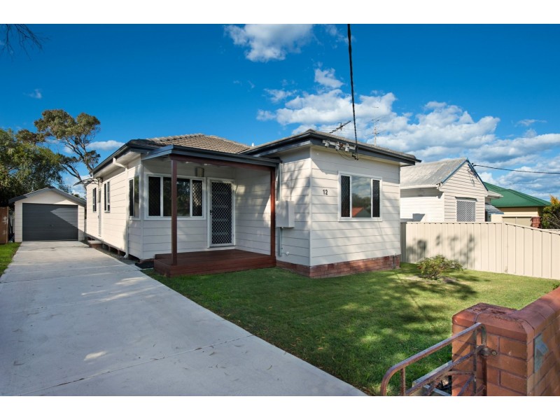 12 Church Street, Gateshead NSW 2290