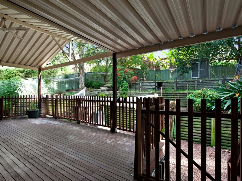 70 Fishing Point Road, Fishing Point NSW 2283