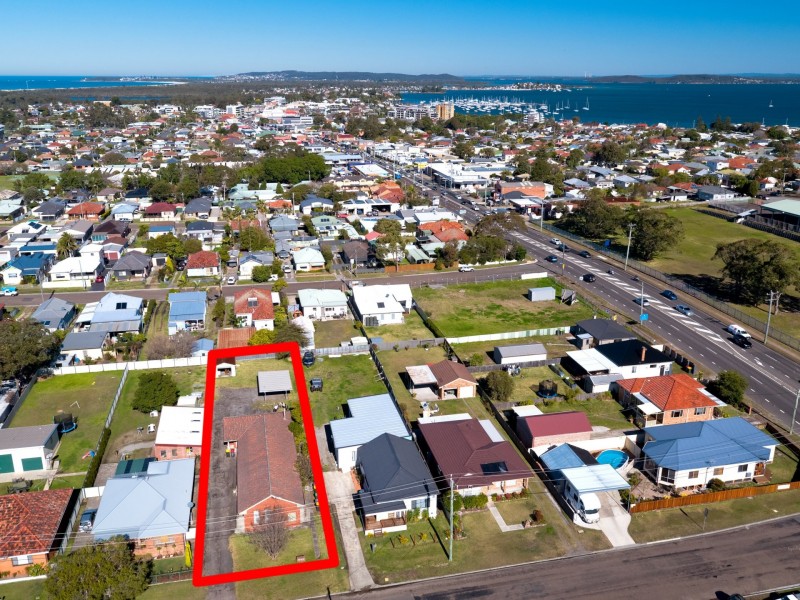 1,2 & 3/26 Redrose Avenue, Belmont NSW 2280