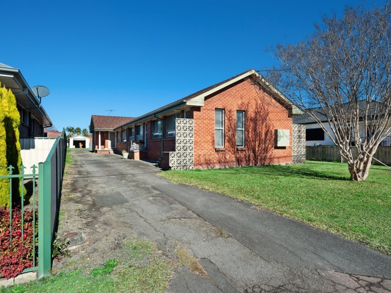 1,2 & 3/26 Redrose Avenue, Belmont NSW 2280