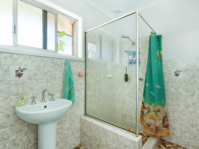 1,2 & 3/26 Redrose Avenue, Belmont NSW 2280