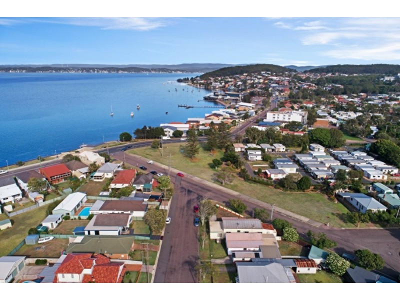 11 Turner Street, Belmont NSW 2280