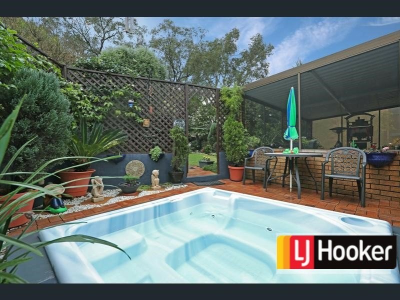 5 Hazleton Grove, Charlestown NSW 2290