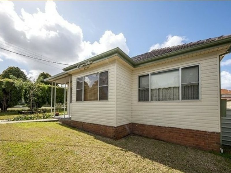 52 Fifth Street, Cardiff South NSW 2285