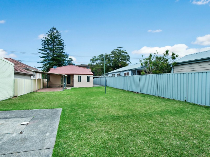122 Victoria Street, Adamstown NSW 2289