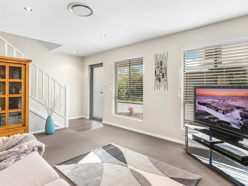 23/348 Pacific Highway, Belmont North NSW 2280