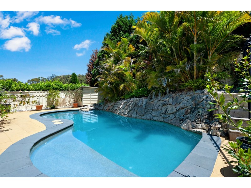 10 Seafarer Close, Belmont NSW 2280