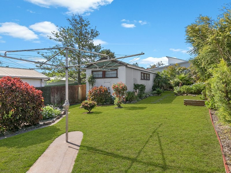 29 Brown Street, Redhead NSW 2290