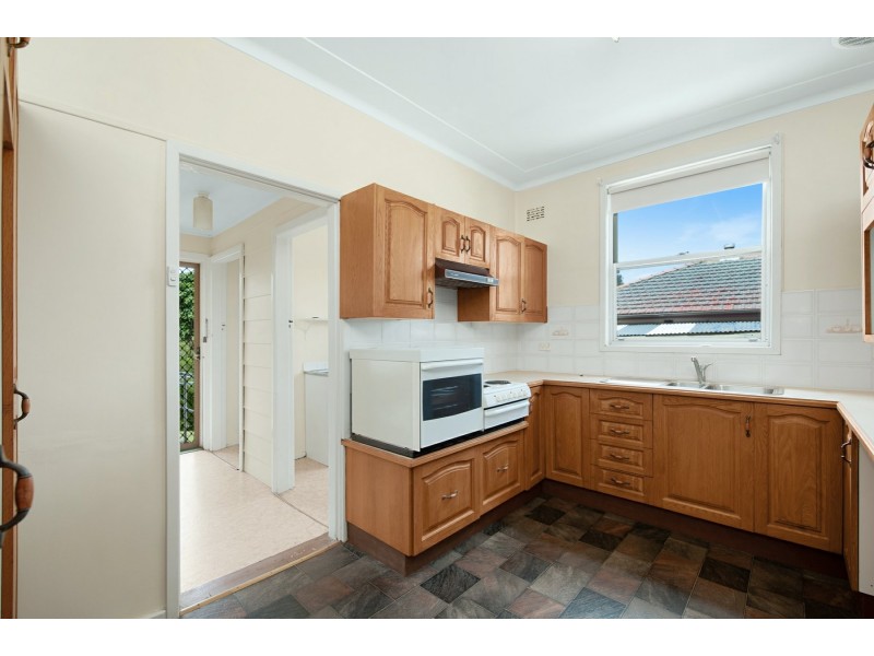 38 Hill Street, Belmont NSW 2280