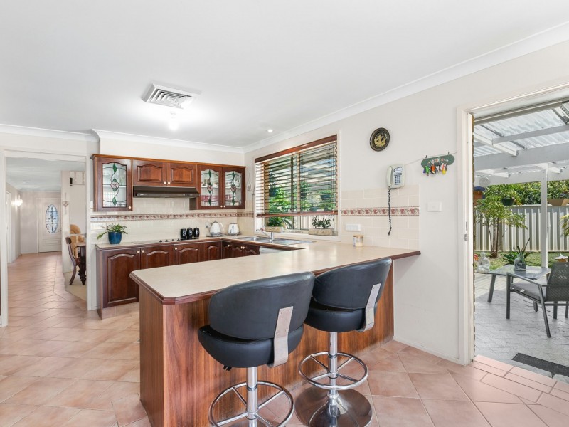 1/8 Caves Court, Caves Beach NSW 2281