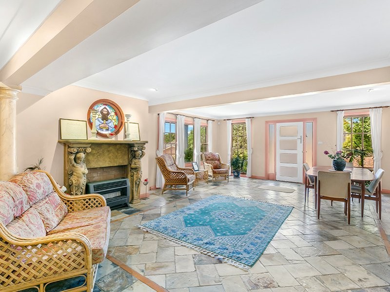 289 Pacific Highway, Belmont North NSW 2280