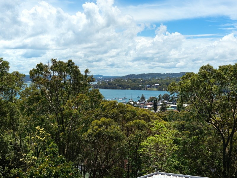 89 Andrew Road, Valentine NSW 2280