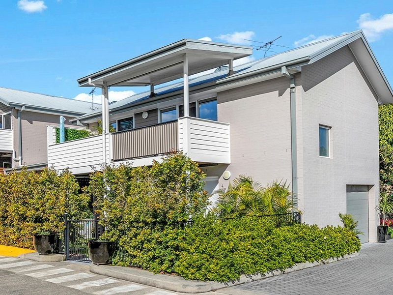 4/12 Berringar Road, Valentine NSW 2280