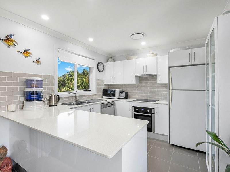 4/12 Berringar Road, Valentine NSW 2280