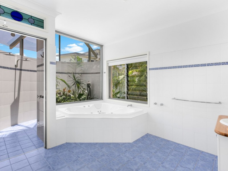 1 Thompson Street, Belmont South NSW 2280