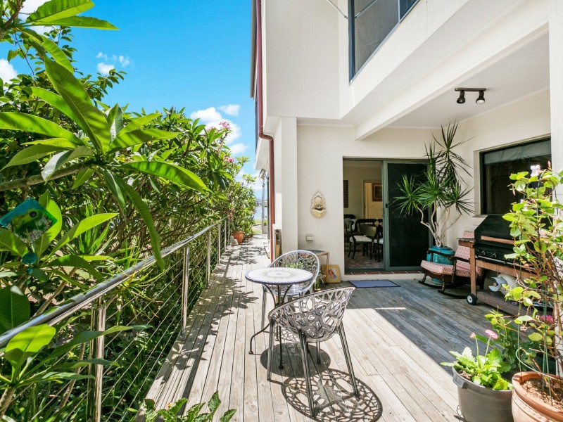 1 Thompson Street, Belmont South NSW 2280