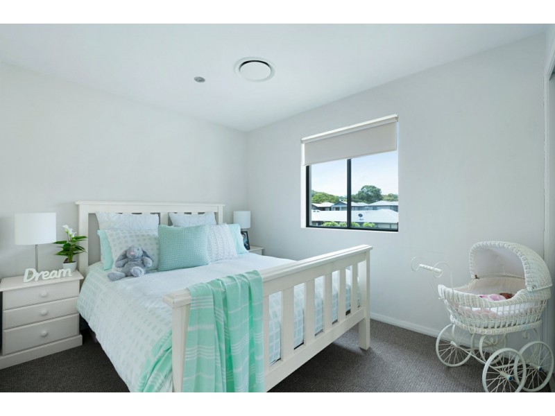 2/348 Pacific Highway, Belmont North NSW 2280