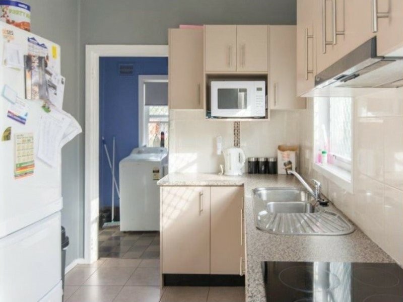 2 Louisa Avenue, Cardiff South NSW 2285