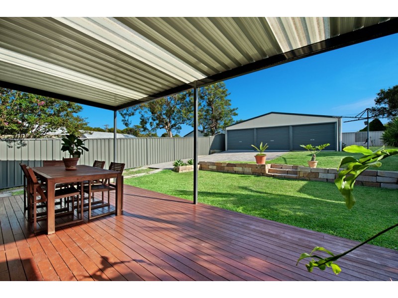 10 Deane Street, Belmont NSW 2280