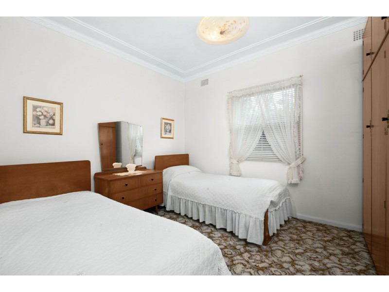 14 May Street, Belmont NSW 2280