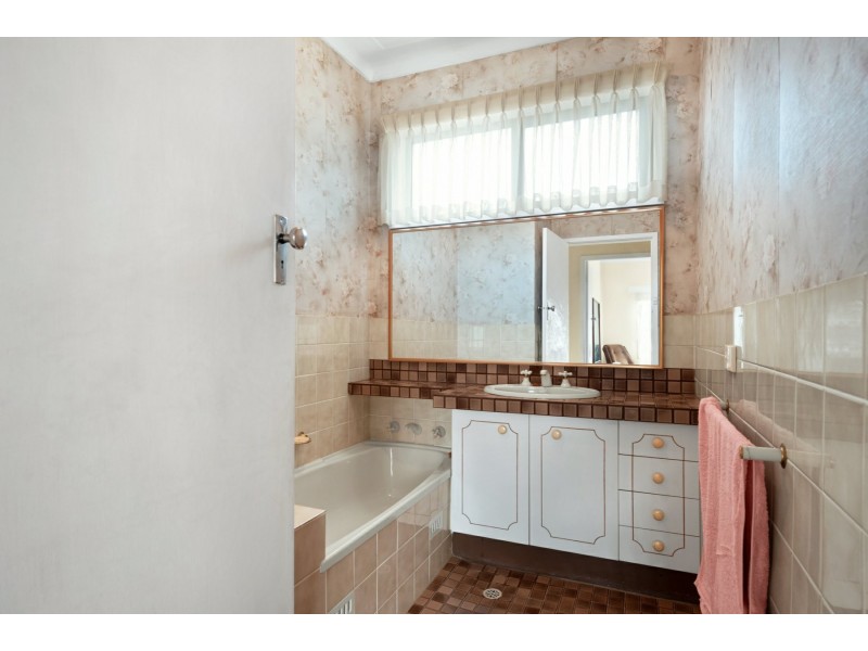 14 May Street, Belmont NSW 2280