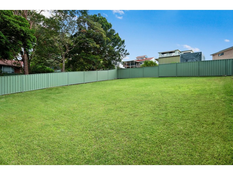 2/24 Haig Street, Belmont NSW 2280