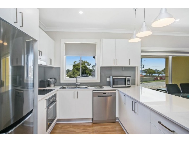 2/789 Pacific Highway, Belmont South NSW 2280