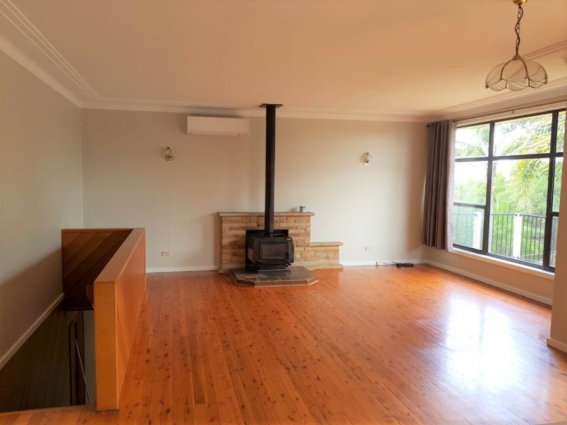 50 Crown Street, Belmont NSW 2280