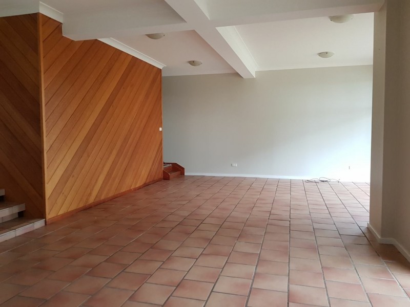 50 Crown Street, Belmont NSW 2280