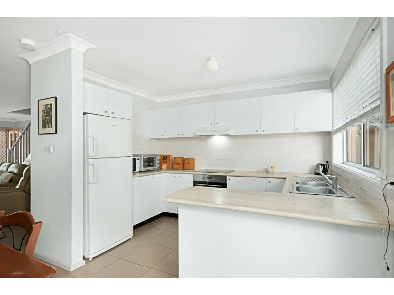 7/33-39 Haddon Crescent, Marks Point NSW 2280