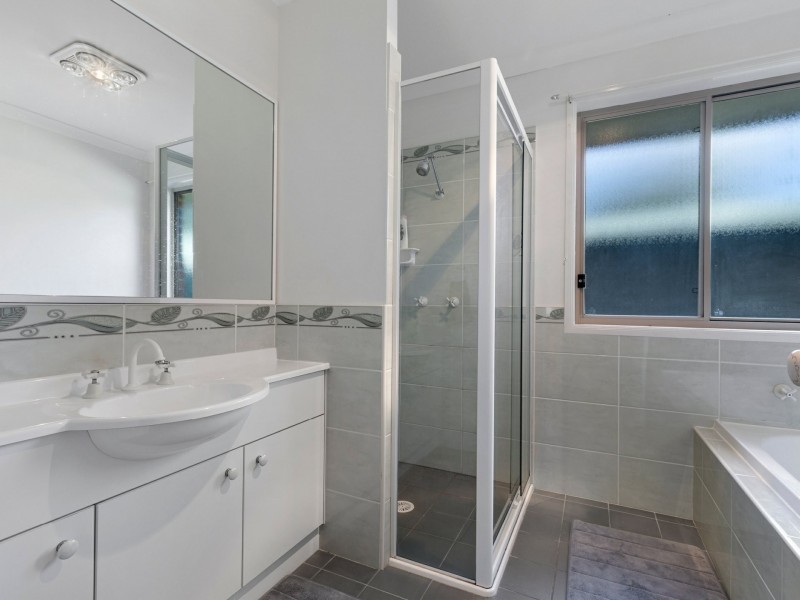 49A John Street, Belmont North NSW 2280