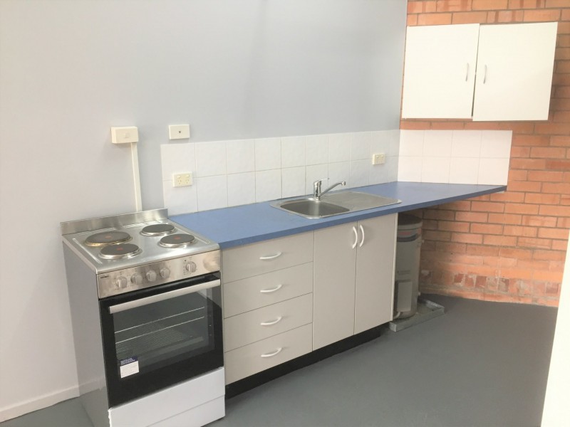 2/23 Groves Road, Bennetts Green NSW 2290