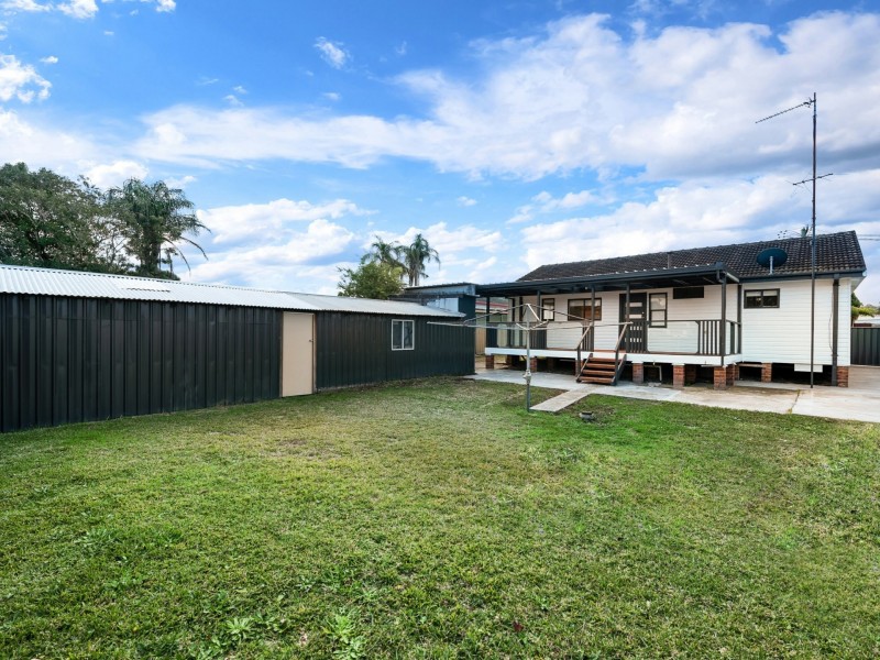 16 Cassia Crescent, Gateshead NSW 2290