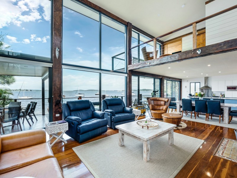 144 Ross Street, Belmont NSW 2280