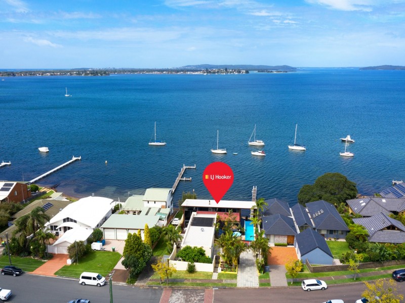 144 Ross Street, Belmont NSW 2280