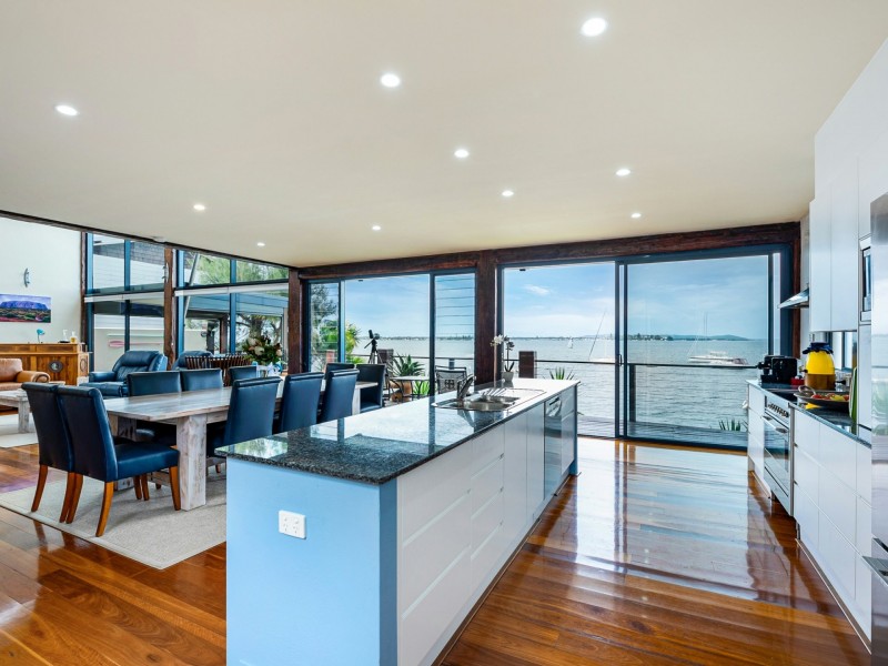 144 Ross Street, Belmont NSW 2280