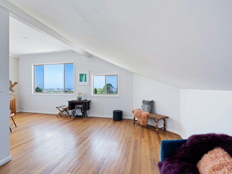 25 Haig Street, Belmont NSW 2280